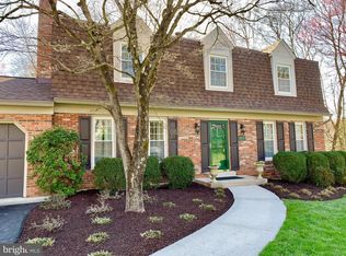 16616 Cutlass Dr, Rockville, MD 20853