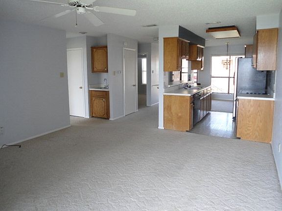 4th image of 849 S Gun Barrel Ln APT C8