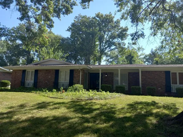 64 High Valley Dr, Chesterfield, MO 63017