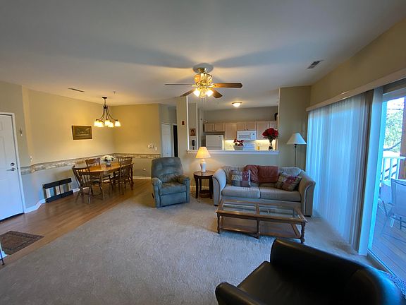 2nd image of N113W16241 Sylvan Cir Unit 109