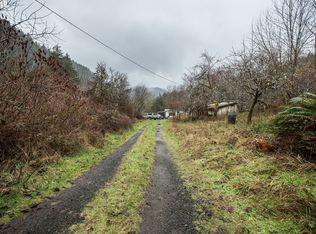 12114 E Mapleton Rd, Mapleton, OR 97453