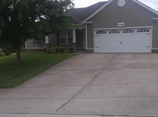 2296 Worker Bee Dr, Columbia, TN 38401