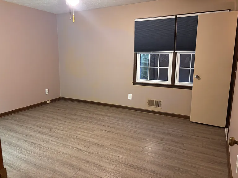 2948 Brett Cir NW — Photo 8