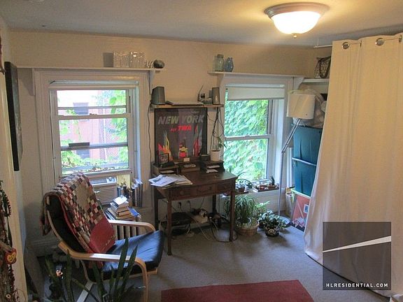 3rd image of 47 Saint Felix St #Two