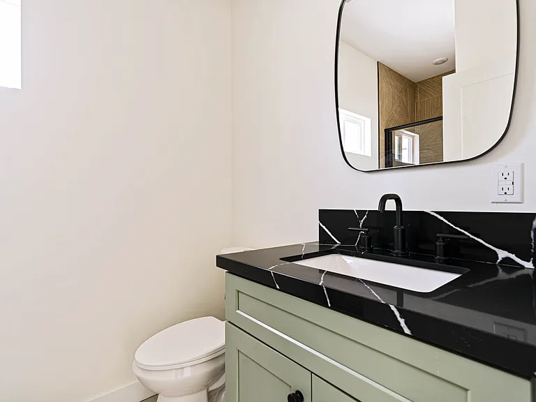1953 Emerald St #3 — Photo 14