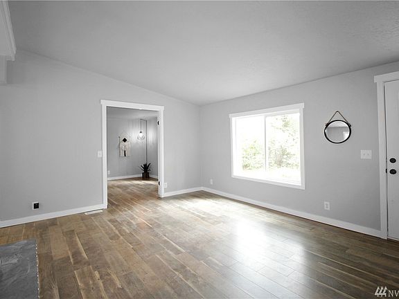 3rd image of 14103 131st St NW