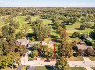 4054 Roseland Dr W, Windsor, ON N9G 1Z8