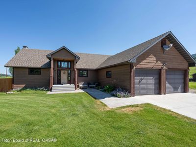 39 Trail Ridge Rd, Alpine, WY, 83128