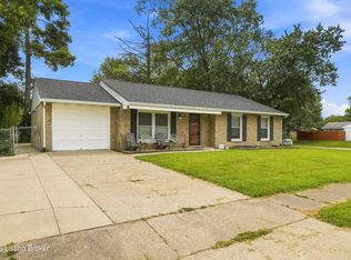 9904 Phoenix Trl, Louisville, KY 40223