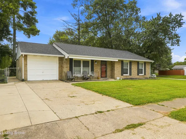 9904 Phoenix Trl, Louisville, KY 40223