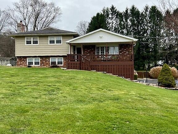 3rd image of 768 Southridge Dr