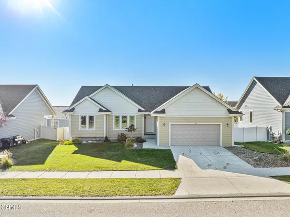 3301 Wheat Ridge St, Williston, ND 58801