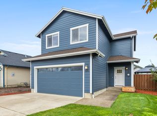 1916 SE Blackberry Ave, Dallas, OR 97338