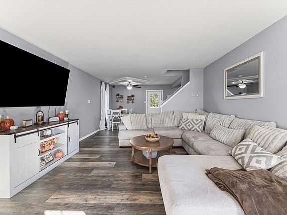 4th image of 2990 Peebleshire Ln
