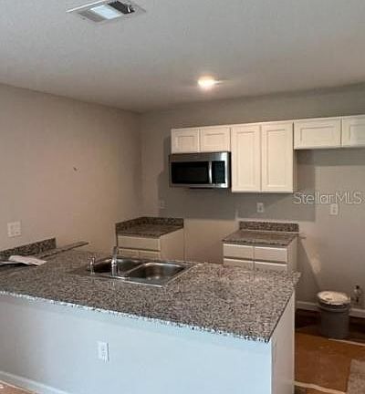 3rd image of 61 Birchwood Dr
