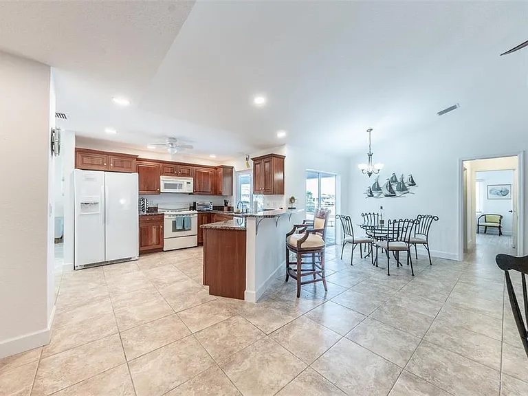2572 Brazilia Ct — Photo 37