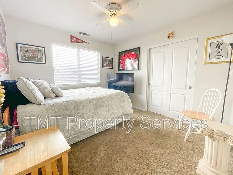 9424 Blackswain Pl — Photo 14