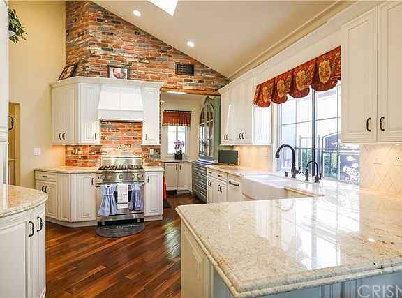 5th image of 26801 Cezanne Ln