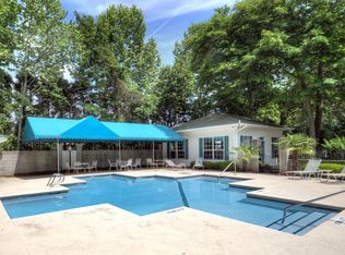 107 E Island Square Dr, Saint Simons Island, GA 31522