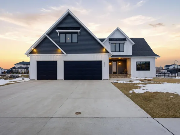 6090 Wildflower Dr S, Fargo, ND 58104