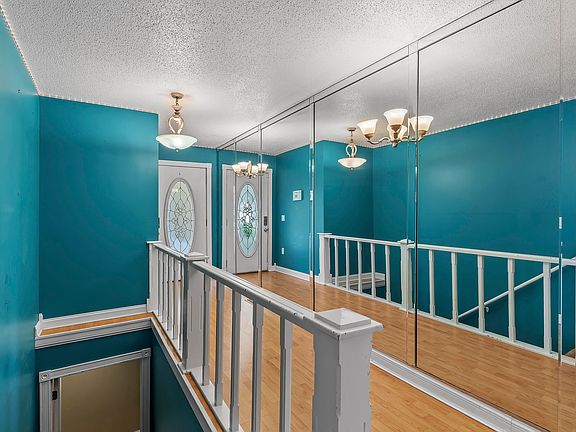 5th image of 1710 W Whiteside Street