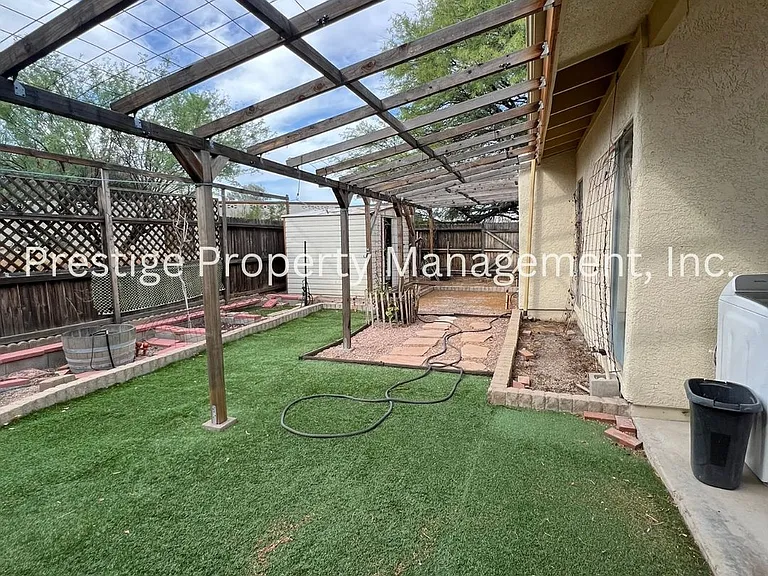 9780 E Sunburst Dr — Photo 15