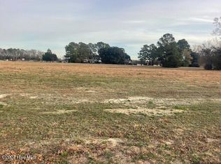 612 N Caswell St, La Grange, NC 28551