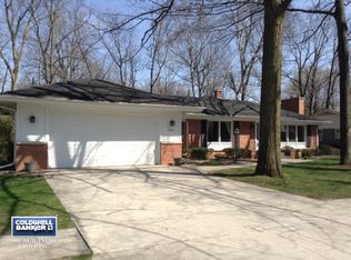 1433 Gunnell Ln, Manitowoc, WI 54220