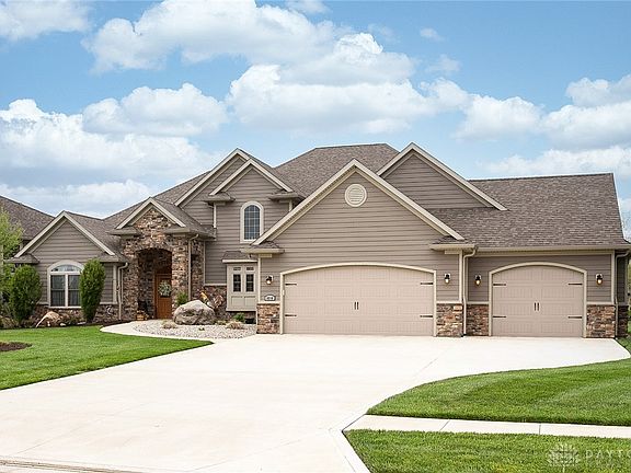 5th image of 10240 Augusta Ln