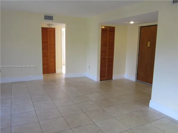 9022 SW 123rd Ct #O302, Miami, FL 33186