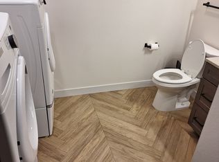 1435 Torrey Pines Ave, Mitchell, SD 57301