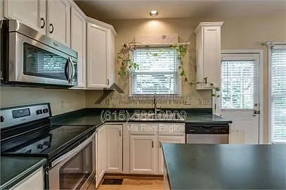 1244 Buckingham Cir — Photo 16