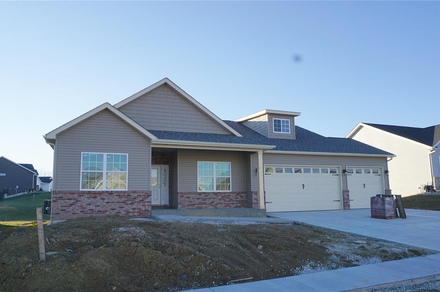 1827 Crimson Oak Dr, Maryville, IL 62062 Zillow