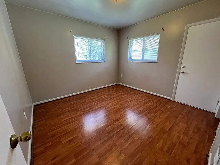 7948 Grand St #1 — Photo 4