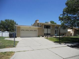 3716 W Ridgecrest Dr, Taylorsville, UT 84129