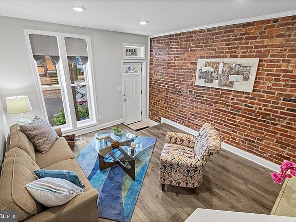 3rd image of 2633 Boone St