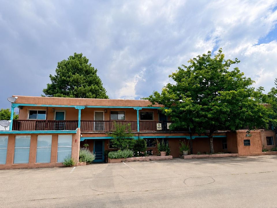 1st image of 611 Paseo Del Pueblo Norte #8