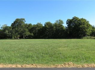 19 SE 4th St, Grand Prairie, TX 75051