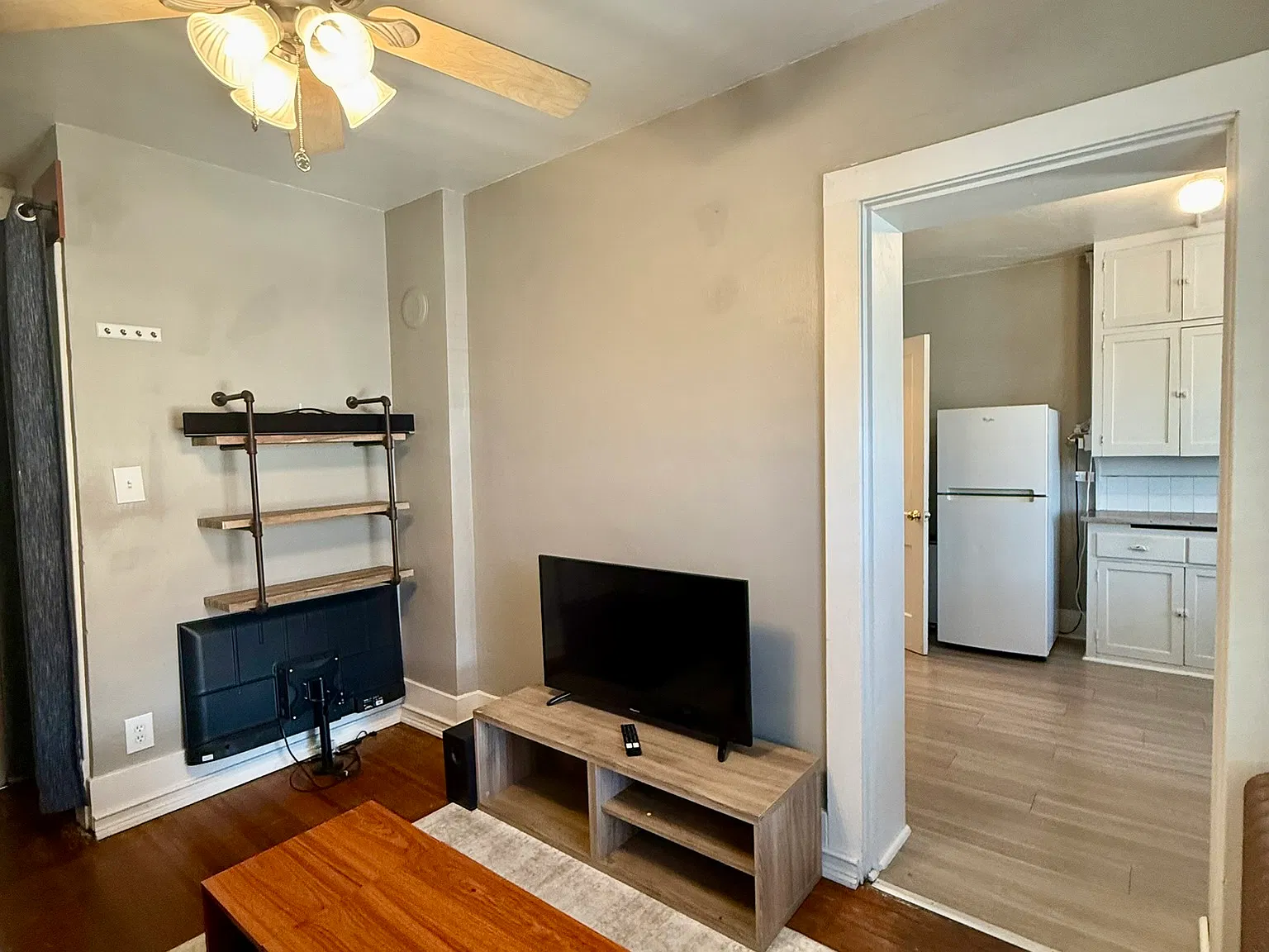 Studio, 500 sqft, $1,325 — Photo 4