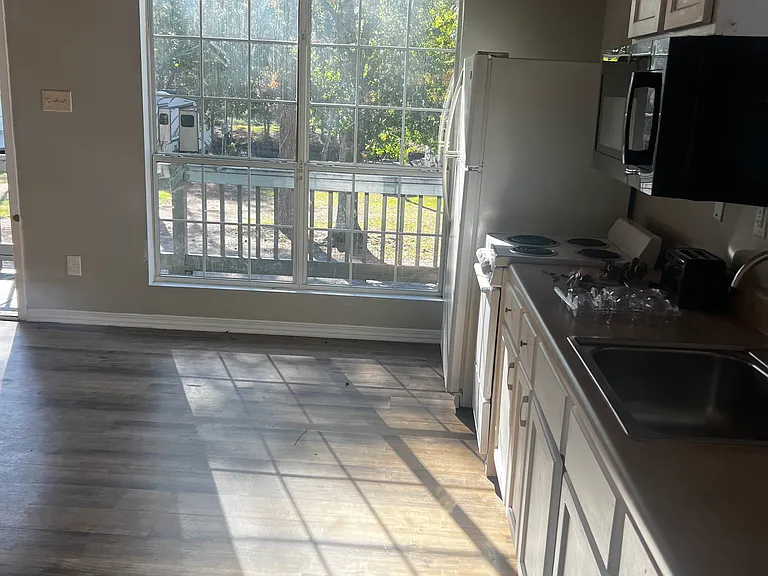 3520 Cold Springs Rd #3 — Photo 12