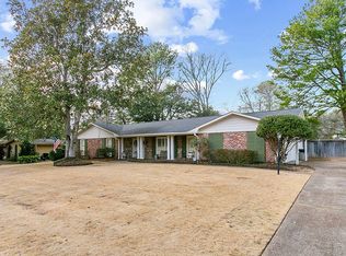 226 Rollingwood Dr, Jackson, MS