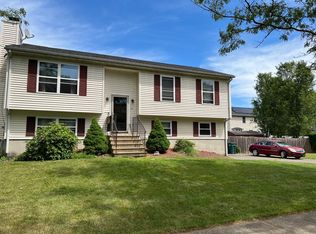 35 Joseph Ln, Hamden, CT 06514