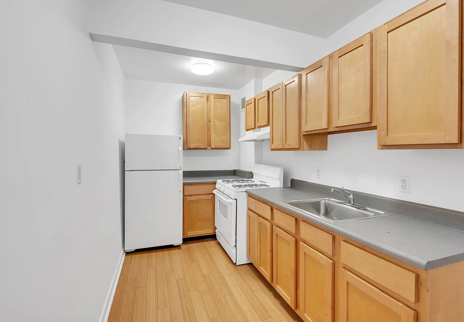 169 Avenue C — Photo 2