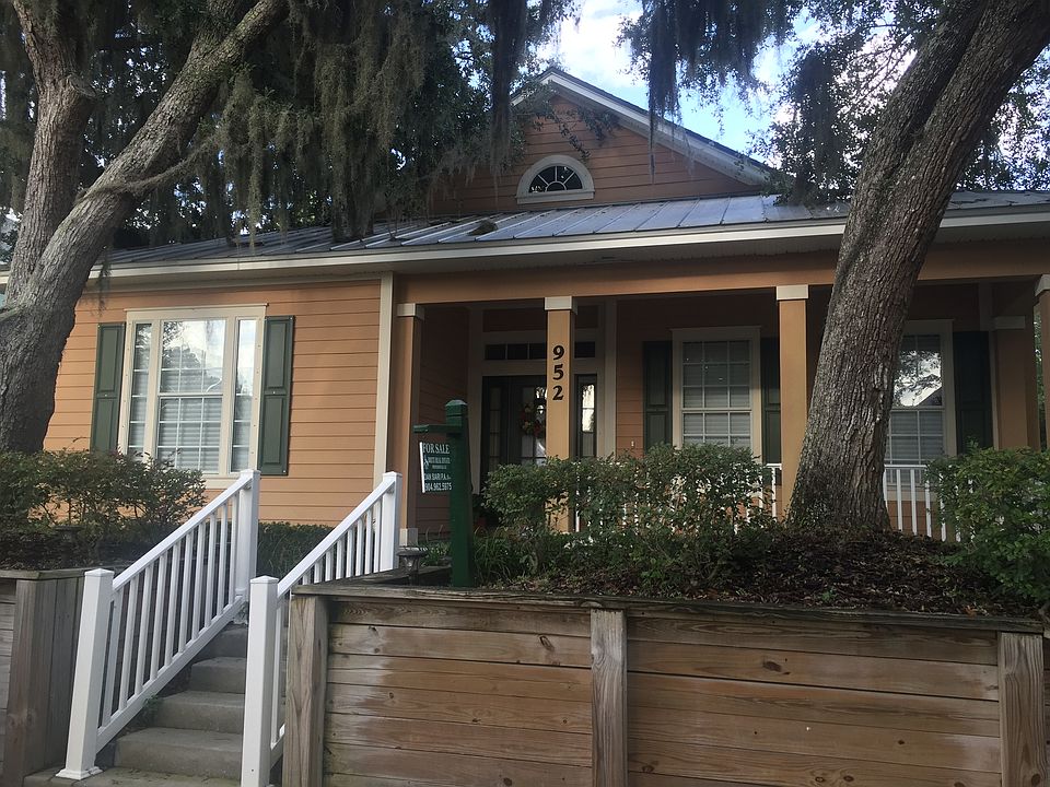 1st image of 952 Saltwater Cir