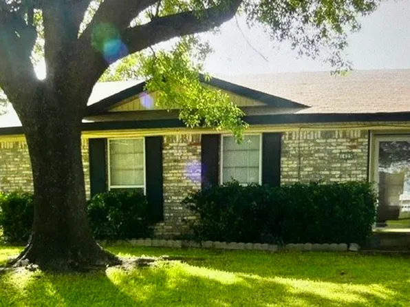 1425 Virgie Joe Dr, Mesquite, TX 75149