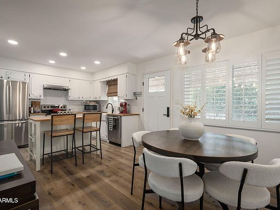 4th image of 4009 E CAMPBELL Avenue