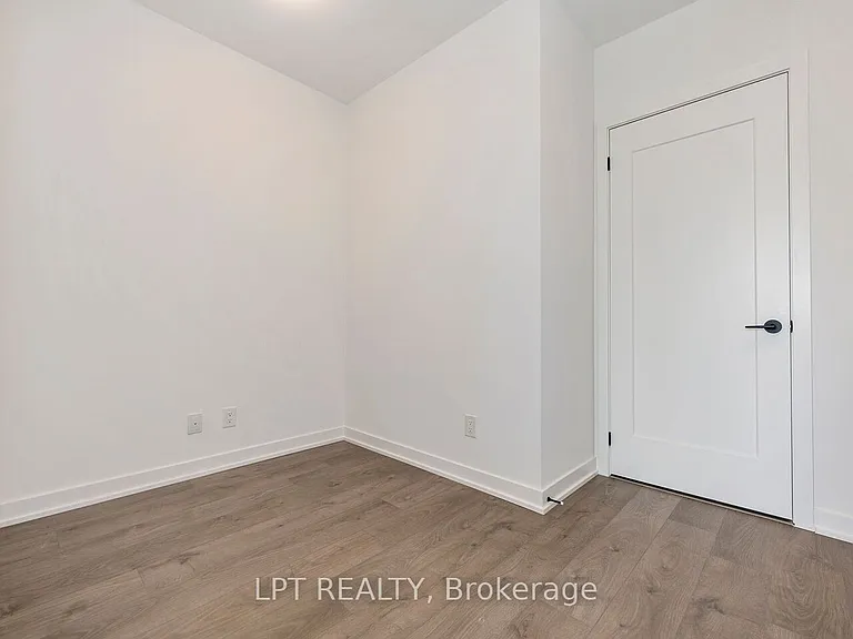 5 Defries St #1201 — Photo 7