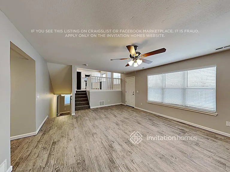 1452 Canoe Creek Dr — Photo 6