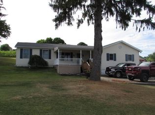 639 Fairview Rd, Clarks Summit, PA 18411