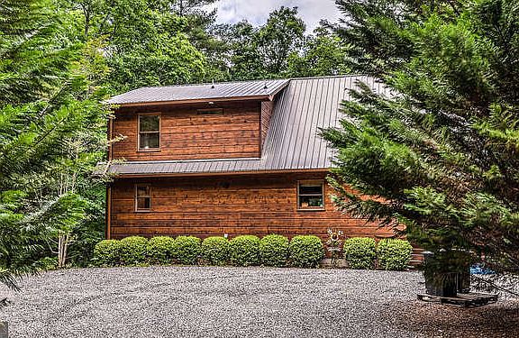 5th image of 395 Mill Creek Acres